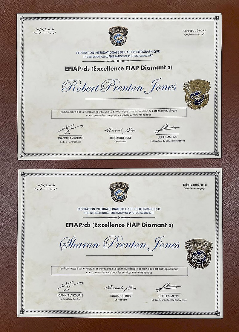 Rob and Sharon obtain their EFIAP Diamond 3 distinction